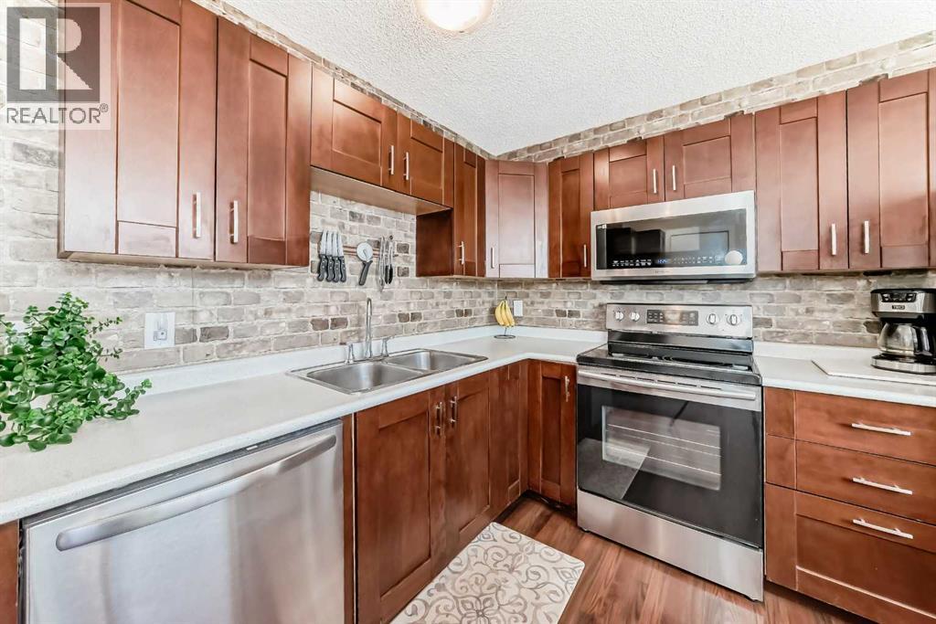 Single Family House for Sale in  Applecroft Road SE Applewood Park Calgary 
