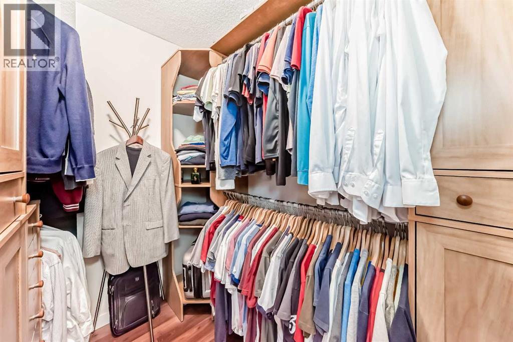 Single Family House for Sale in  Applecroft Road SE Applewood Park Calgary 