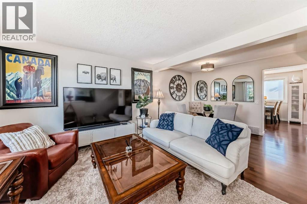 Single Family House for Sale in  Applecroft Road SE Applewood Park Calgary 