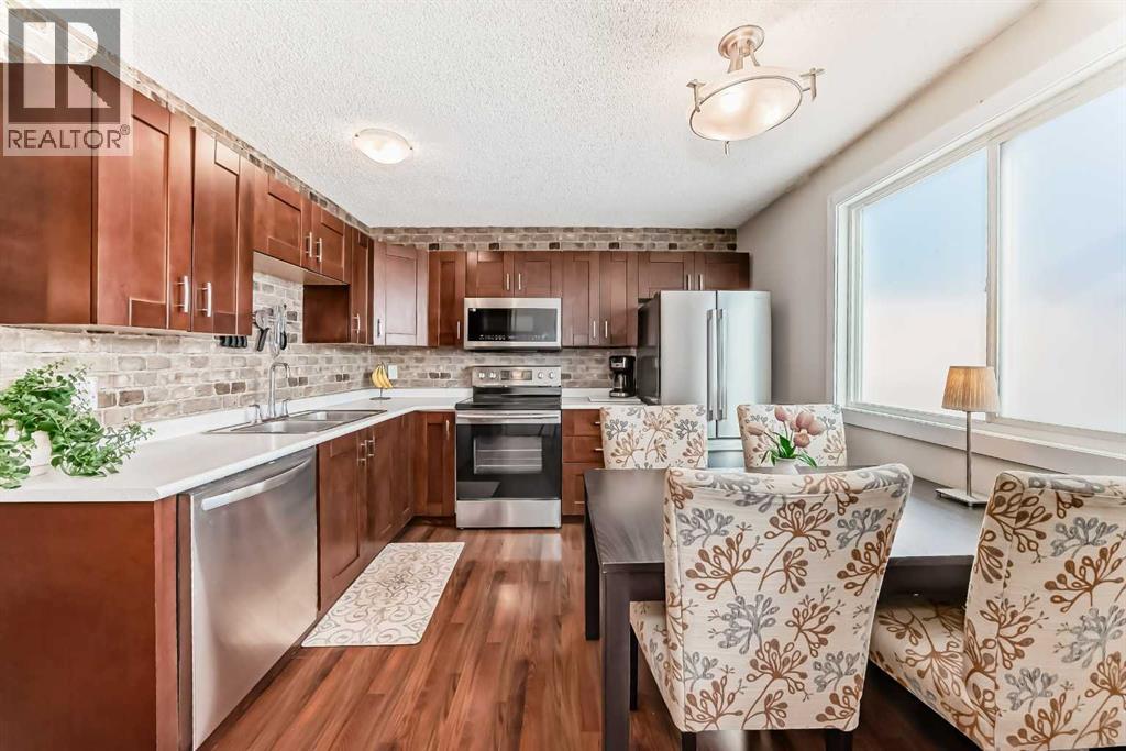 Single Family House for Sale in  Applecroft Road SE Applewood Park Calgary 