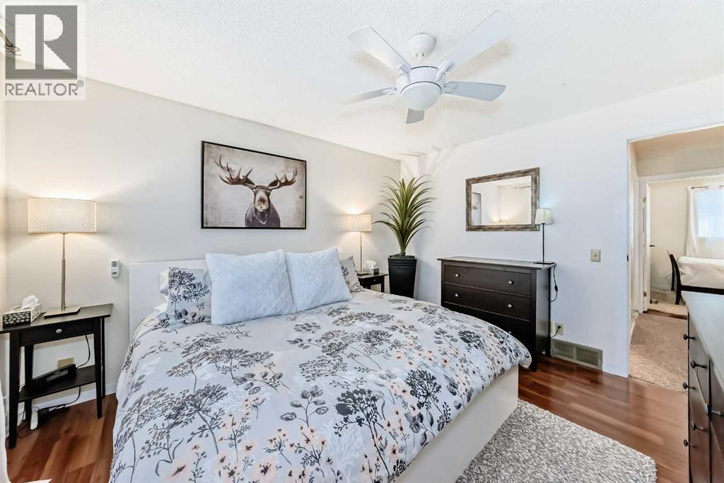 Single Family House for Sale in  Applecroft Road SE Applewood Park Calgary 