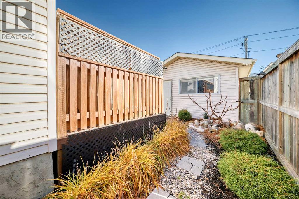 Single Family House for Sale in  Applecroft Road SE Applewood Park Calgary 
