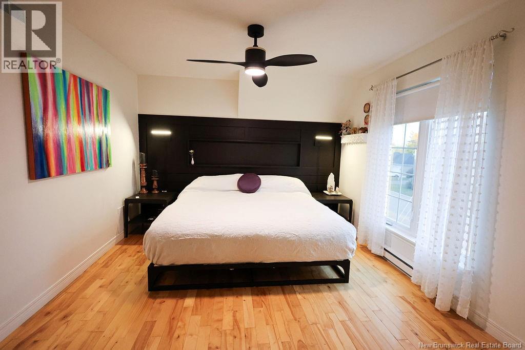 41 Cyr Street - 24