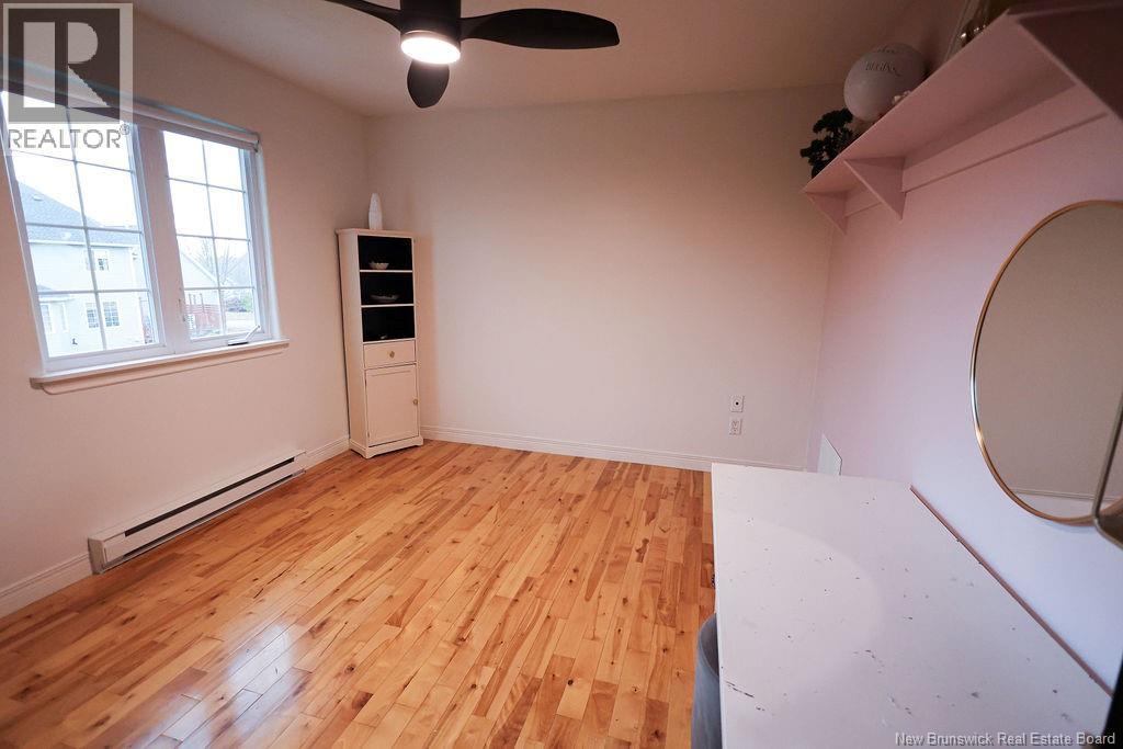 41 Cyr Street - 27