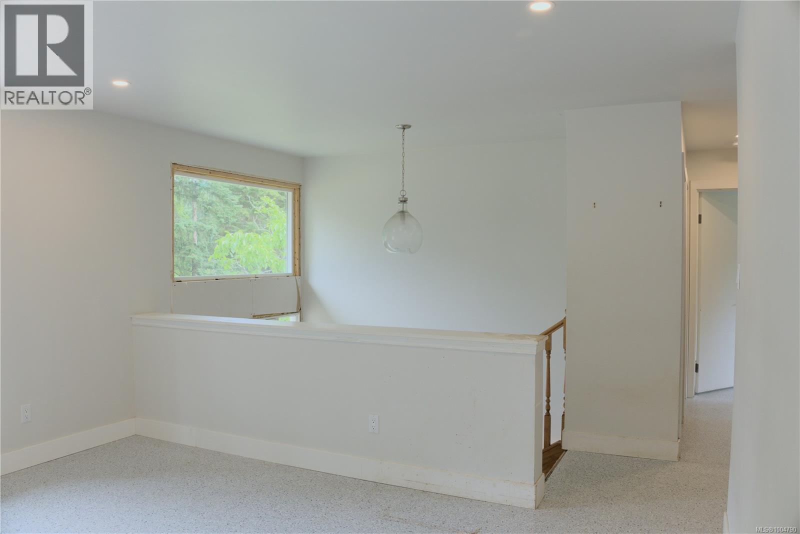 2298 Calais Rd, Duncan