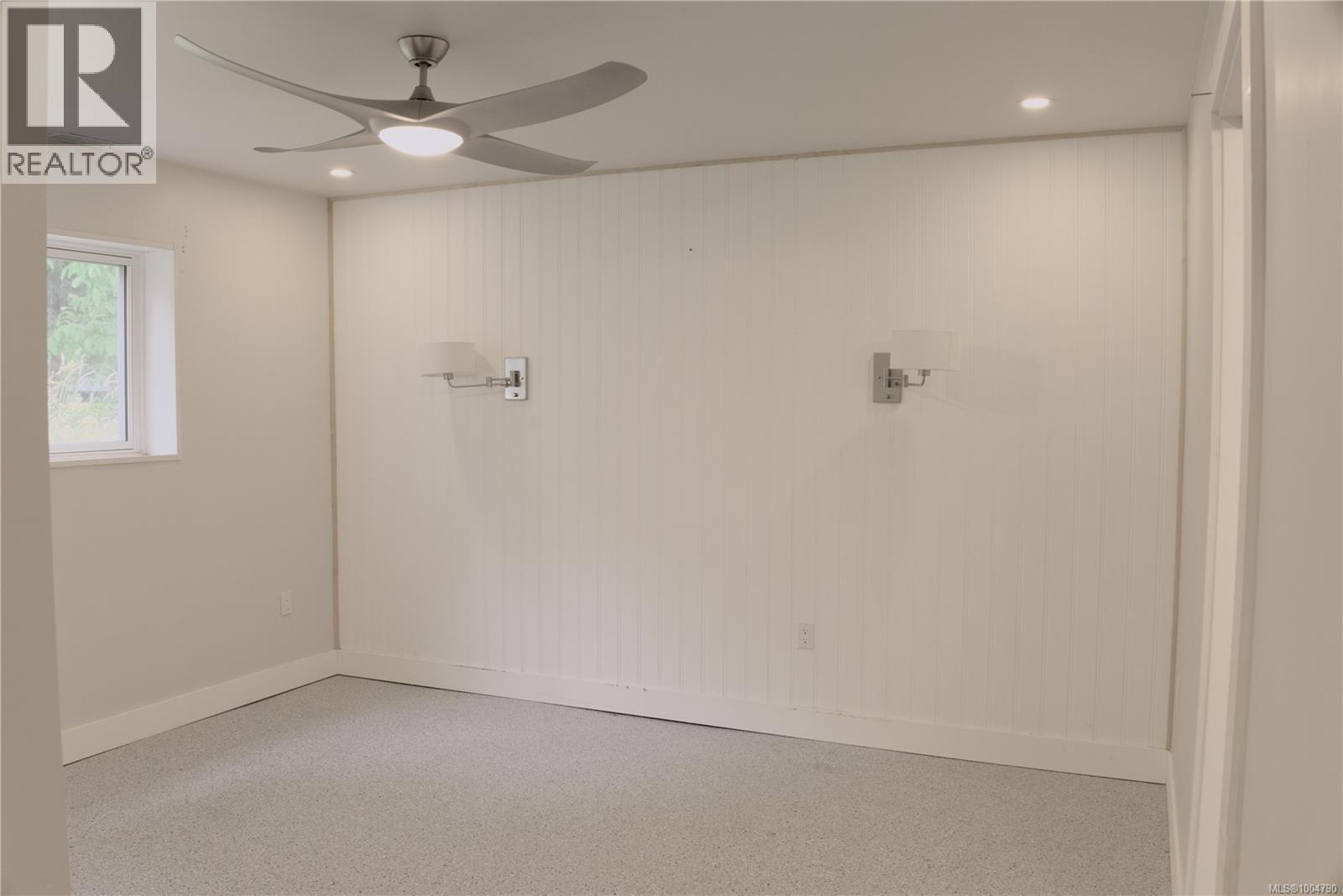 2298 Calais Rd, Duncan