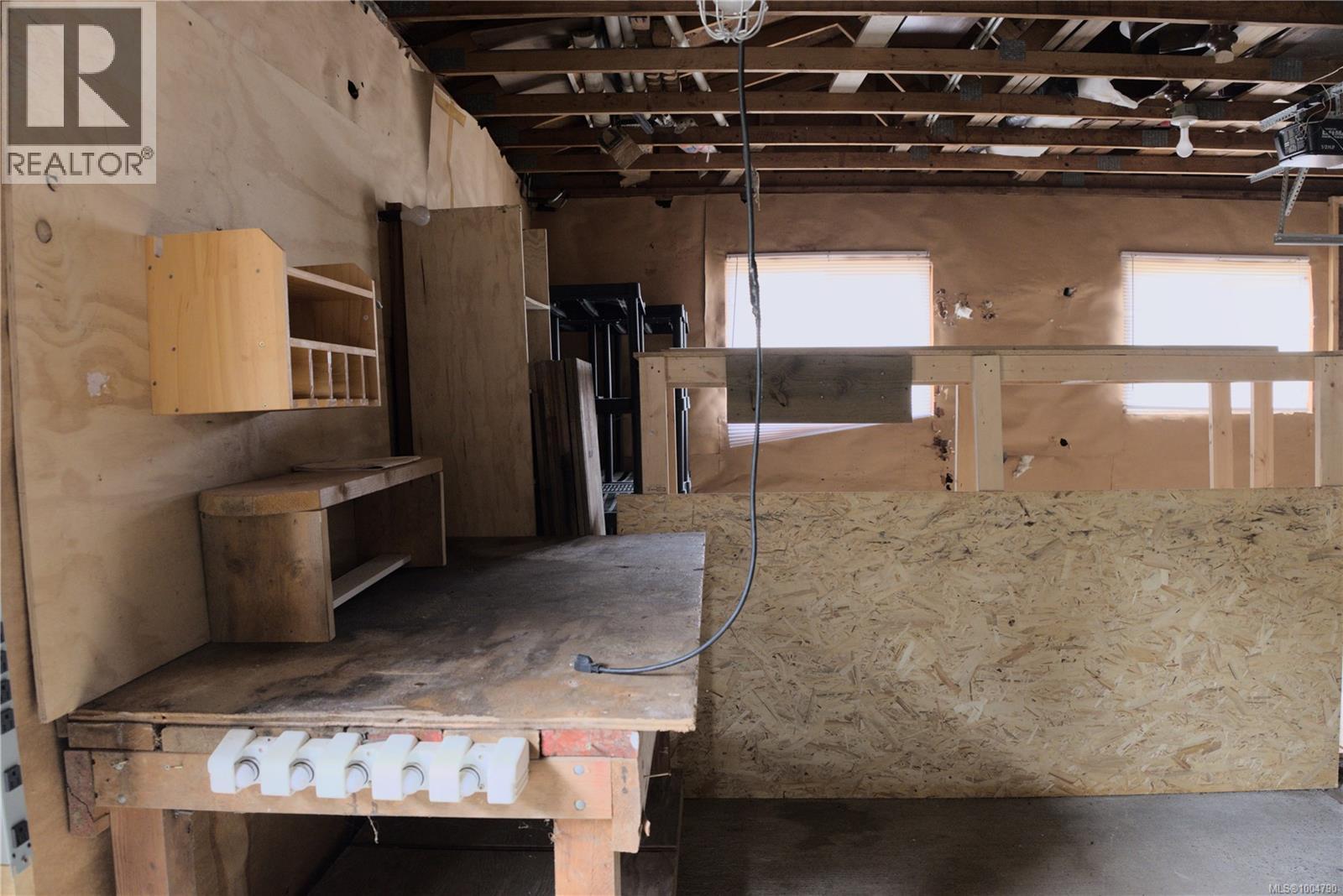 2298 Calais Rd, Duncan