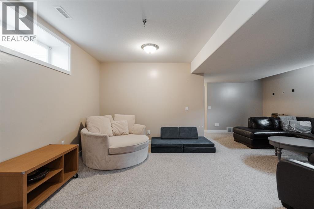 168 Hawthorn Way, Fort McMurray