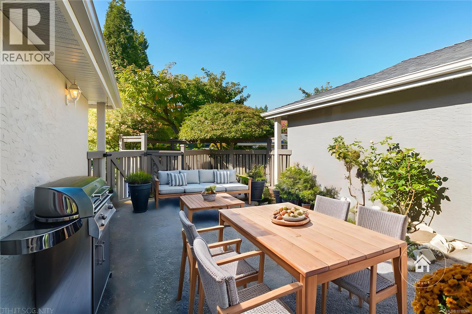 6 2655 Andover Rd, Nanoose Bay