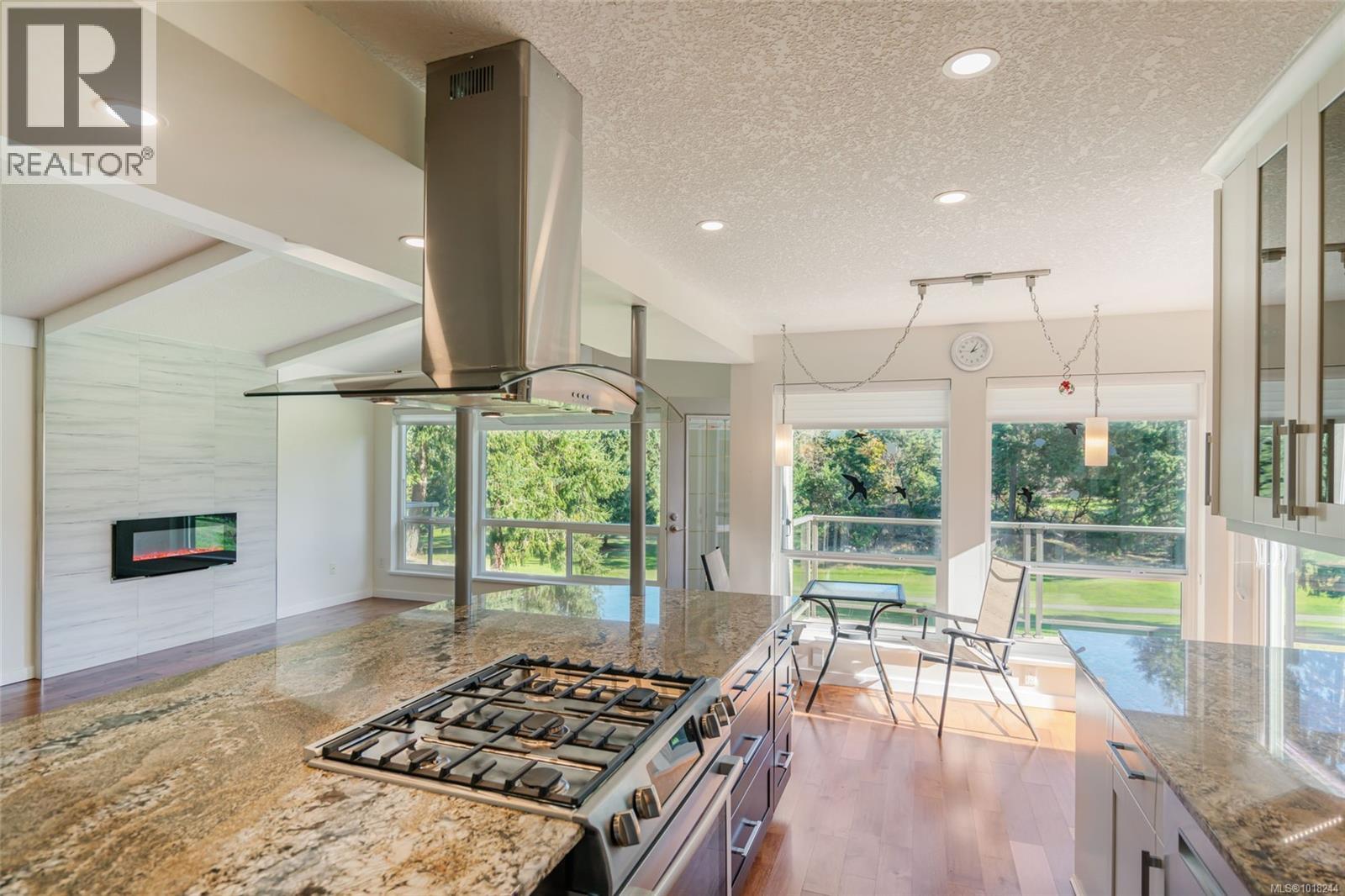 6 2655 Andover Rd, Nanoose Bay