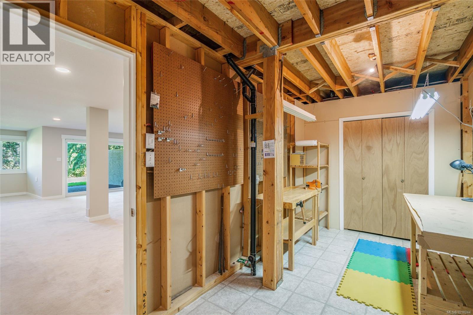 6 2655 Andover Rd, Nanoose Bay