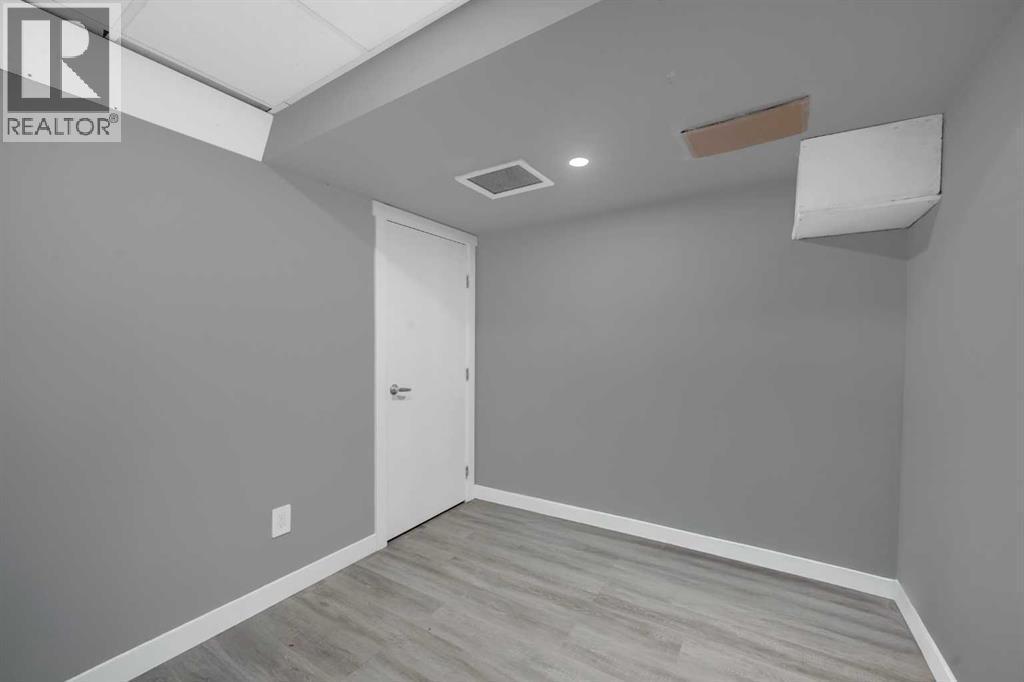 Single Family House Bungalow for Sale in  Whitman Place NE Whitehorn Calgary 