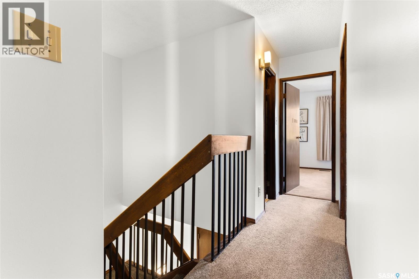 Single Family House 2 Level for Sale in  Odin WALK Regina 