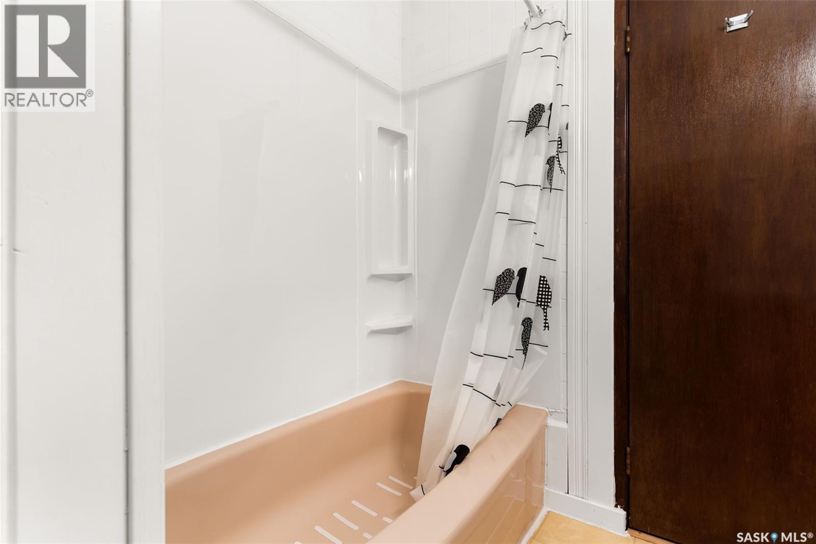 Single Family House 2 Level for Sale in  Odin WALK Regina 