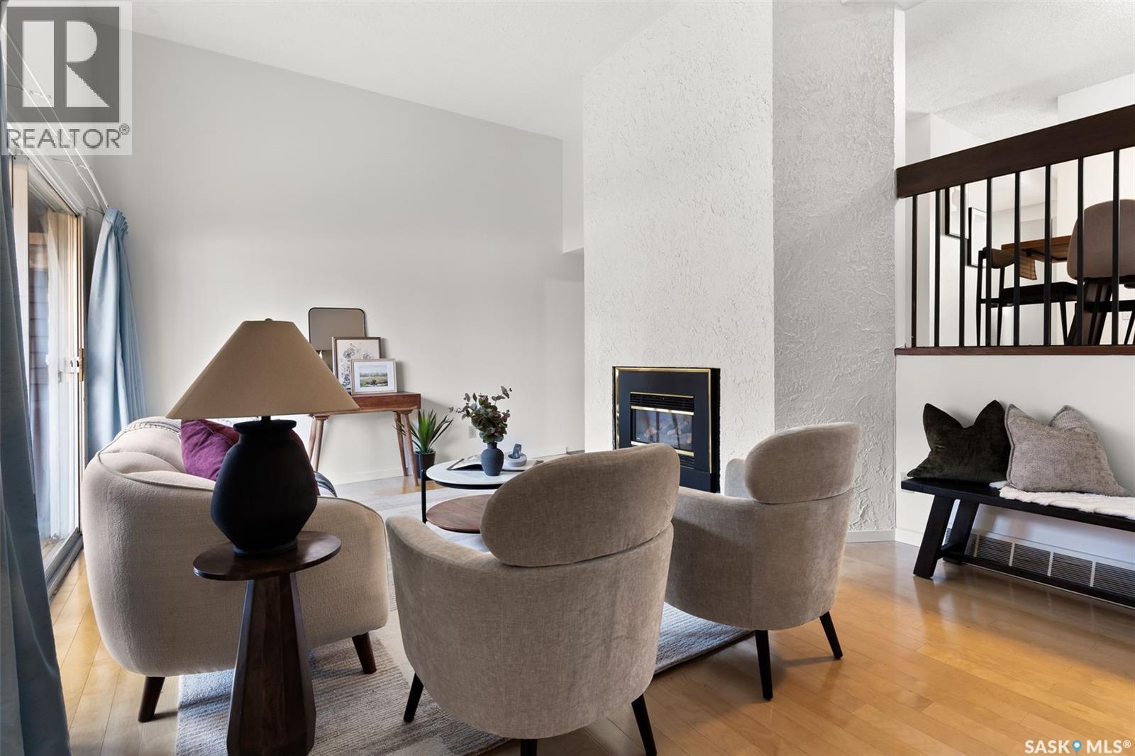 Single Family House 2 Level for Sale in  Odin WALK Regina 