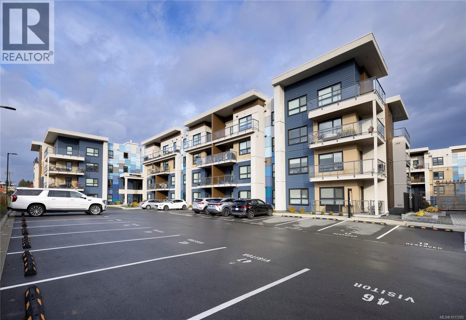 109W 140 Jensen Ave W, Parksville