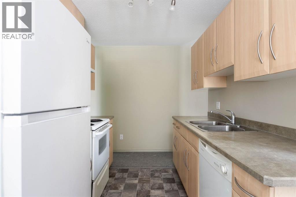 8219 Fraser Avenue, Fort McMurray