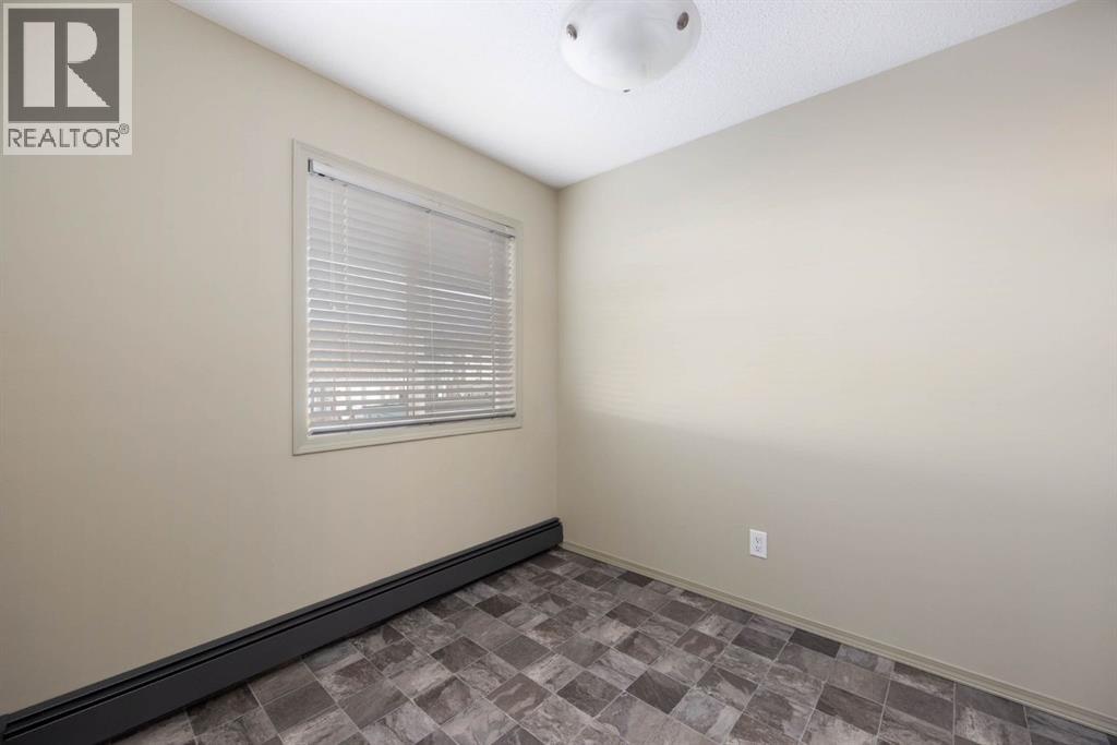 8219 Fraser Avenue, Fort McMurray