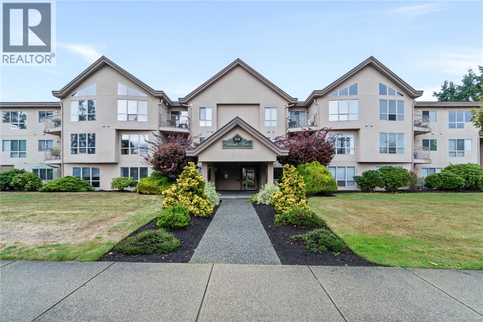 108 335 Hirst Ave W, Parksville