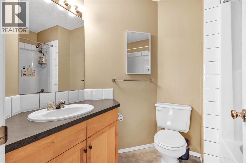 Single Family House for Sale in  Hidden Valley Drive NW Hidden Valley Calgary 