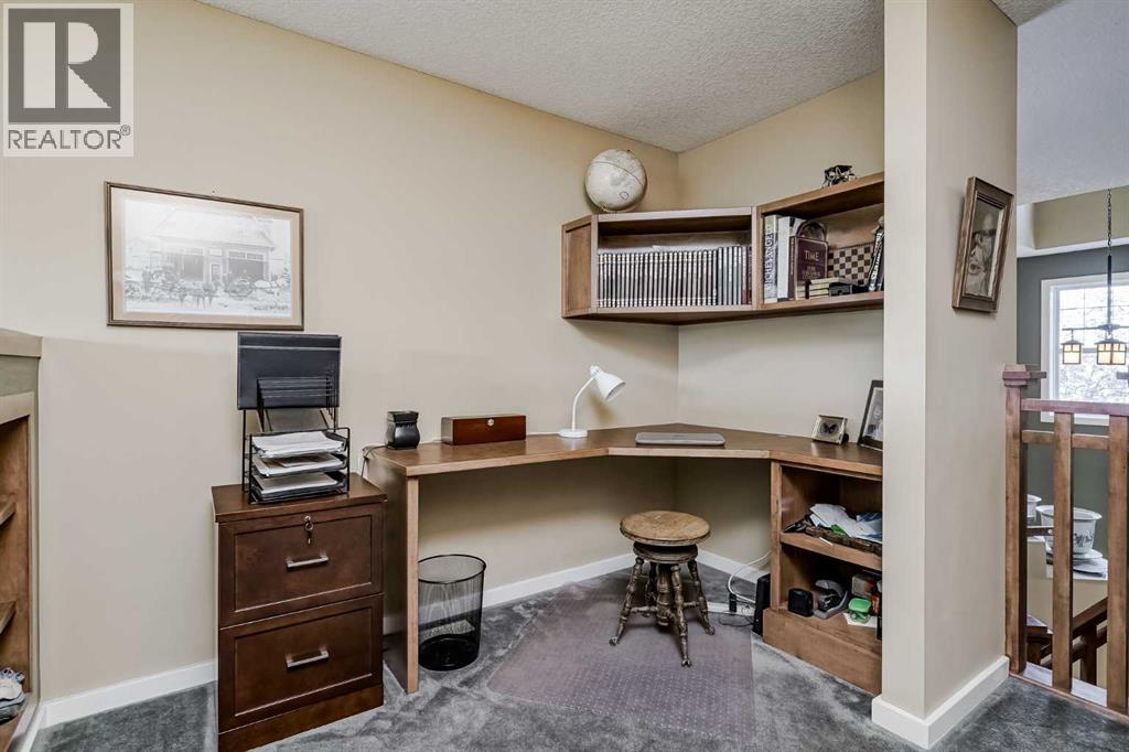 Single Family House for Sale in  Chapala Square SE Chaparral Calgary 