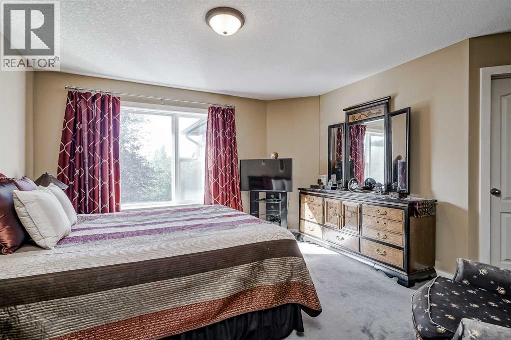 Single Family House for Sale in  Chapala Square SE Chaparral Calgary 