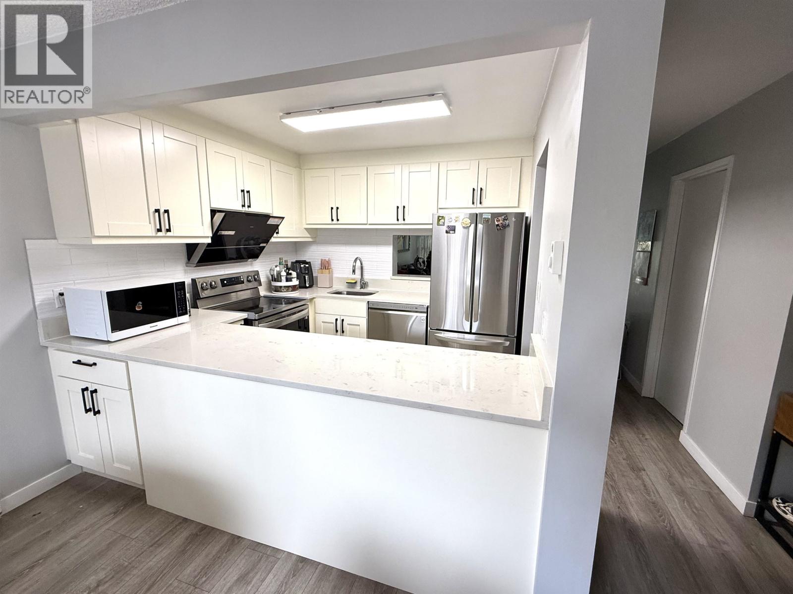 #50-10391 NO. 3 Road, Richmond