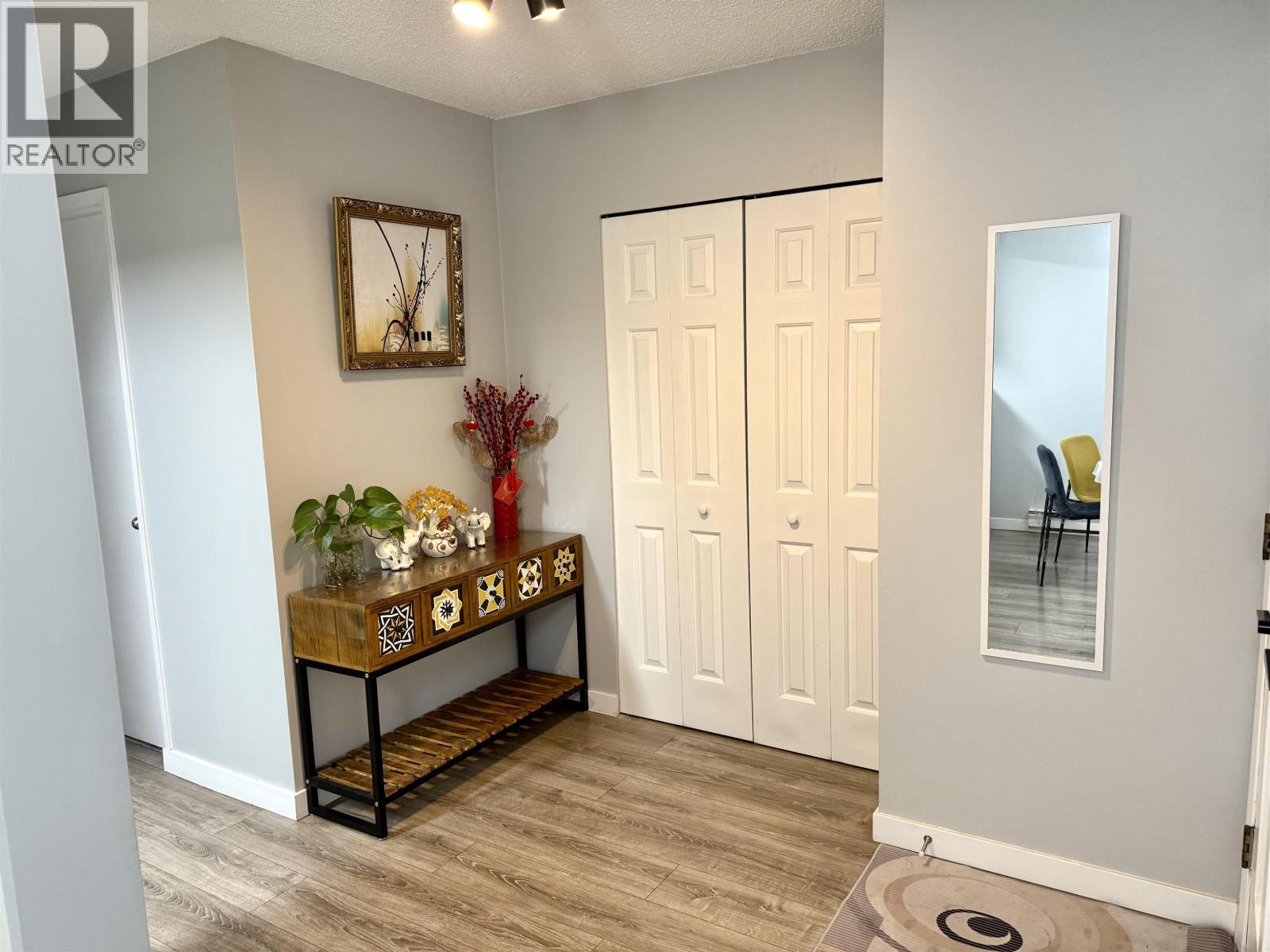 #50-10391 NO. 3 Road, Richmond