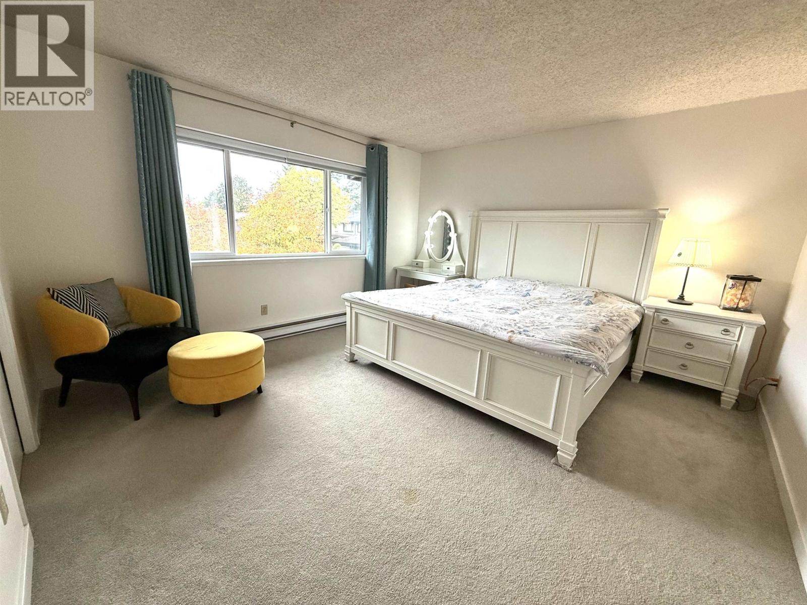 #50-10391 NO. 3 Road, Richmond