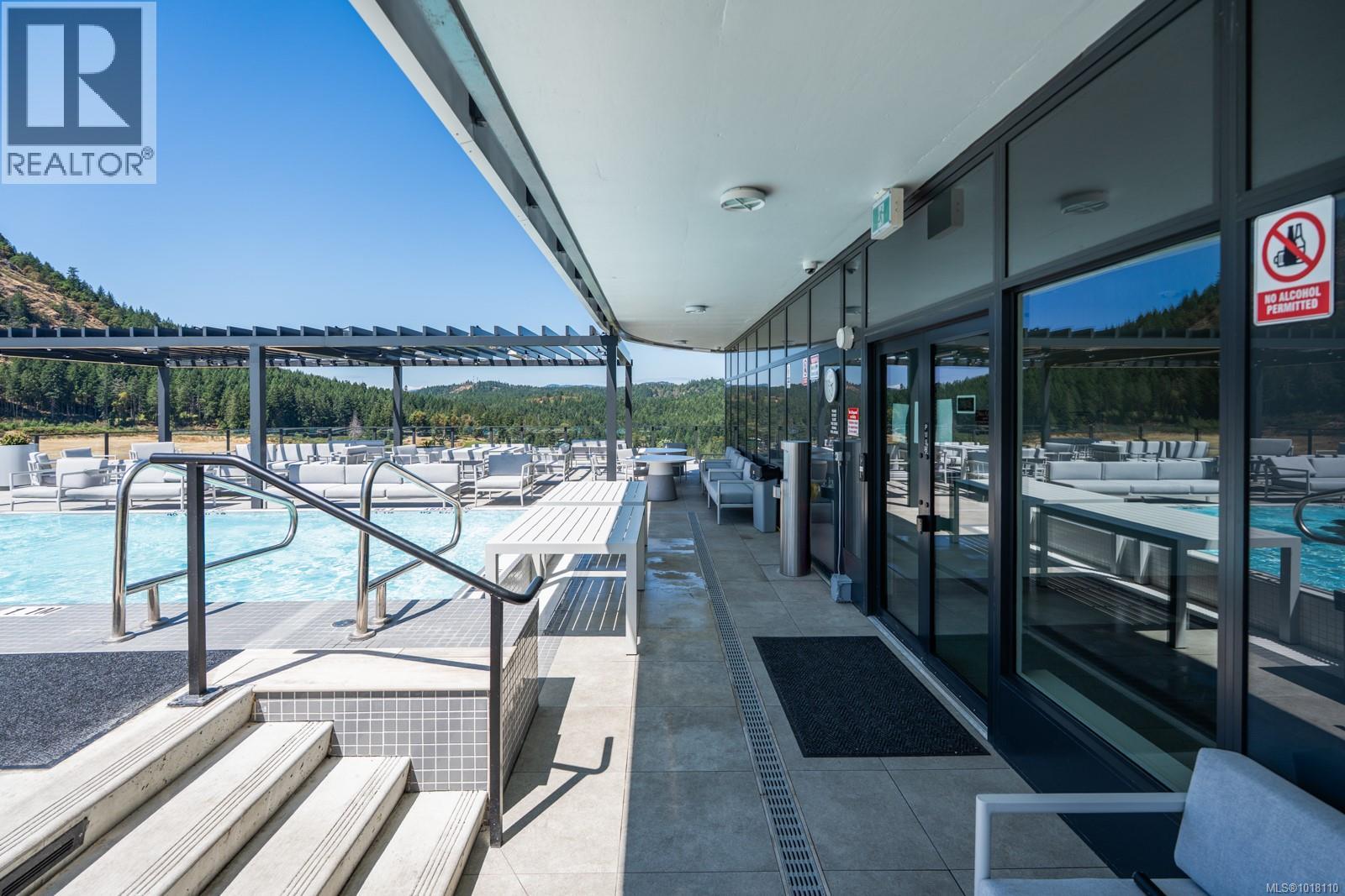 815 2000 Hannington Road, Langford