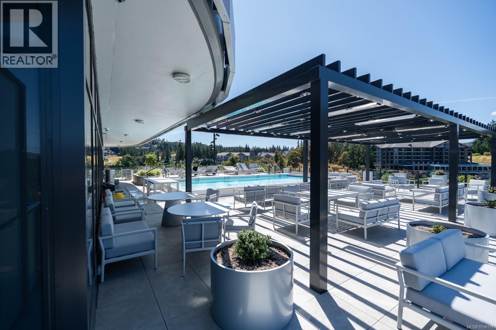 815 2000 Hannington Road, Langford