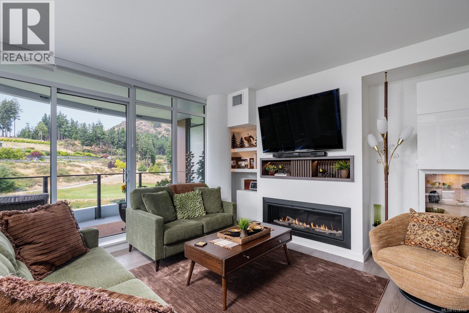 815 2000 Hannington Road, Langford