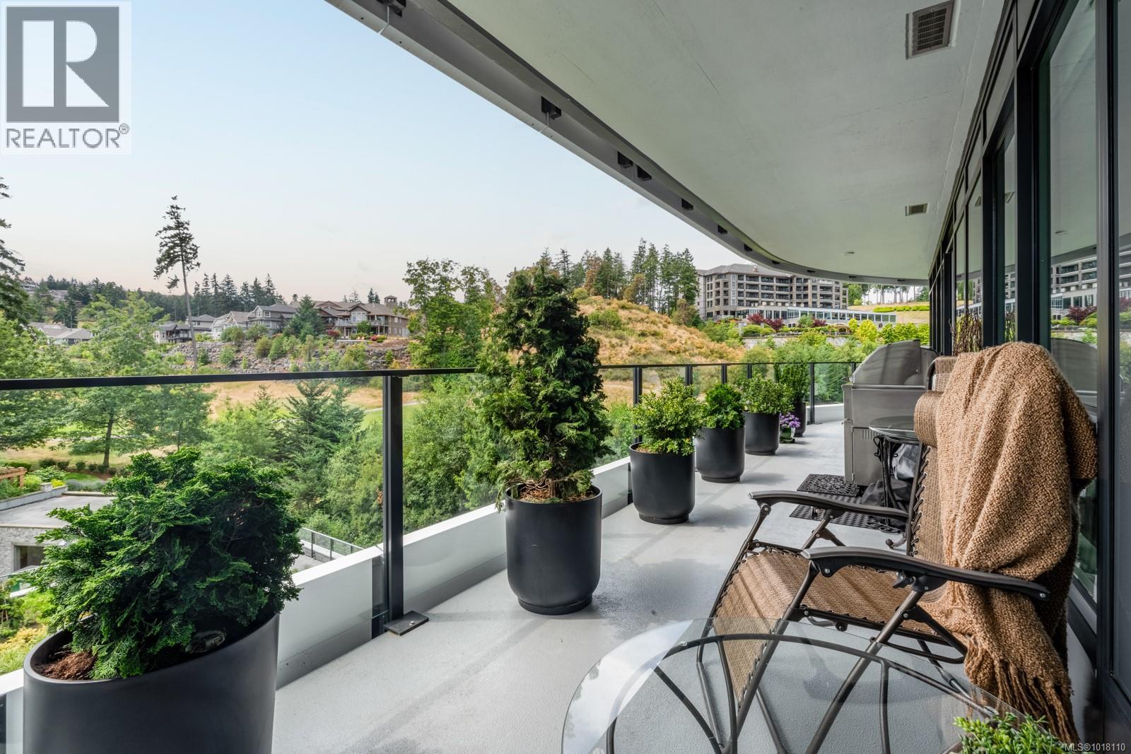 815 2000 Hannington Road, Langford