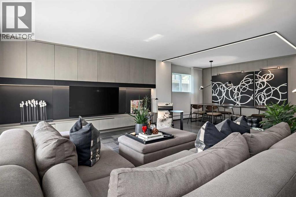 Single Family House for Sale in   Royal Avenue SW Upper Mount Royal Calgary 