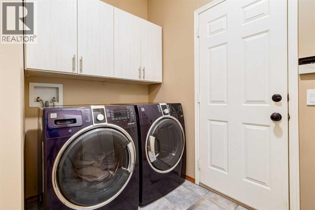 Single Family House for Sale in  Somerset Circle SW Somerset Calgary 