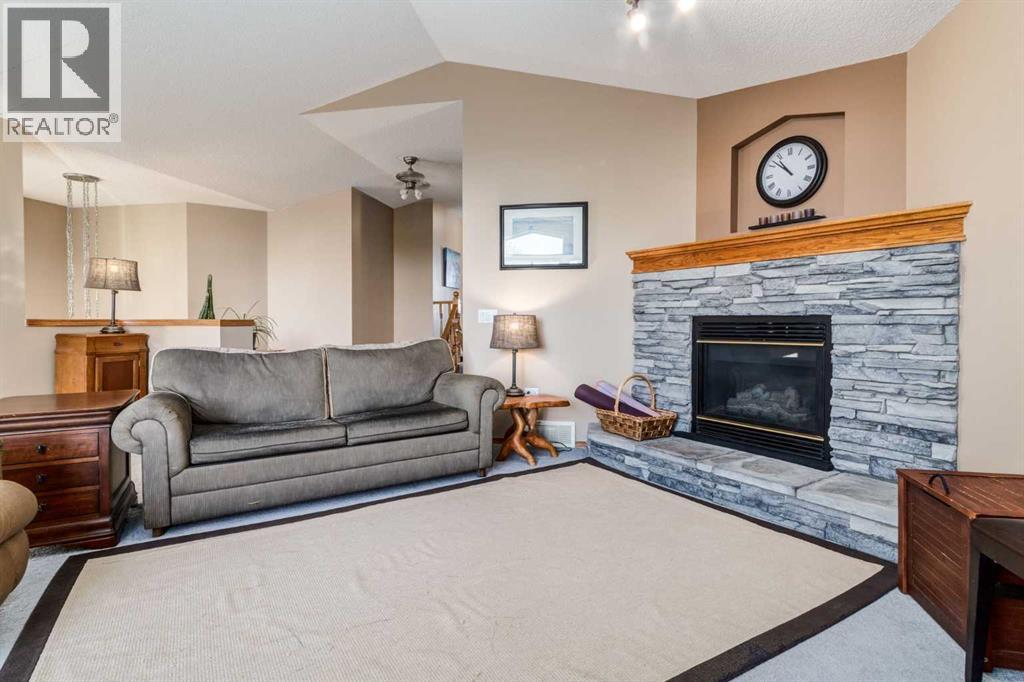 Single Family House for Sale in  Somerset Circle SW Somerset Calgary 