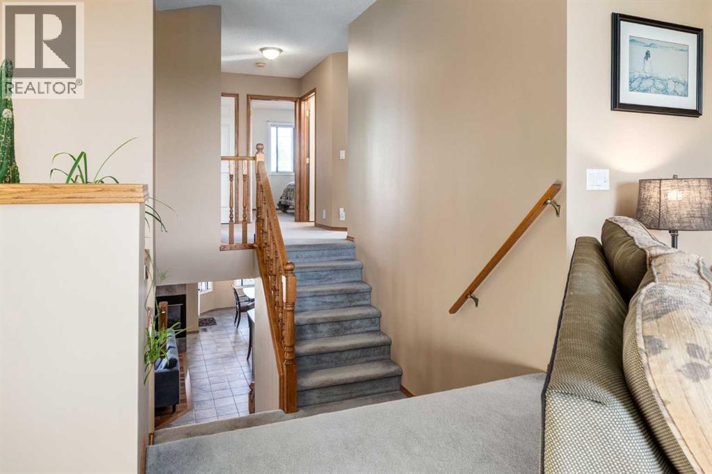 Single Family House for Sale in  Somerset Circle SW Somerset Calgary 