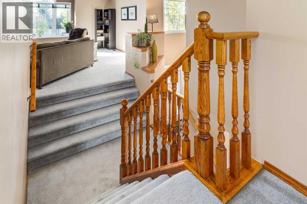 Single Family House for Sale in  Somerset Circle SW Somerset Calgary 