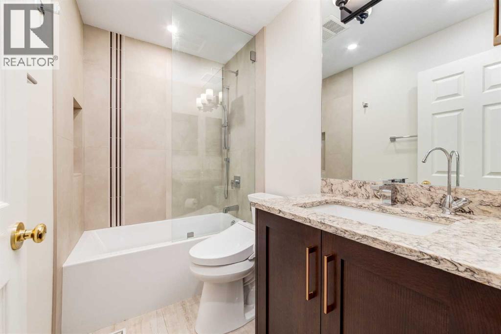 Single Family House for Sale in  Somerset Circle SW Somerset Calgary 