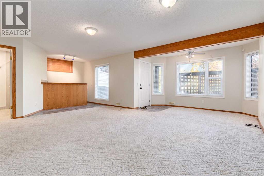 Single Family House for Sale in  Somerset Circle SW Somerset Calgary 