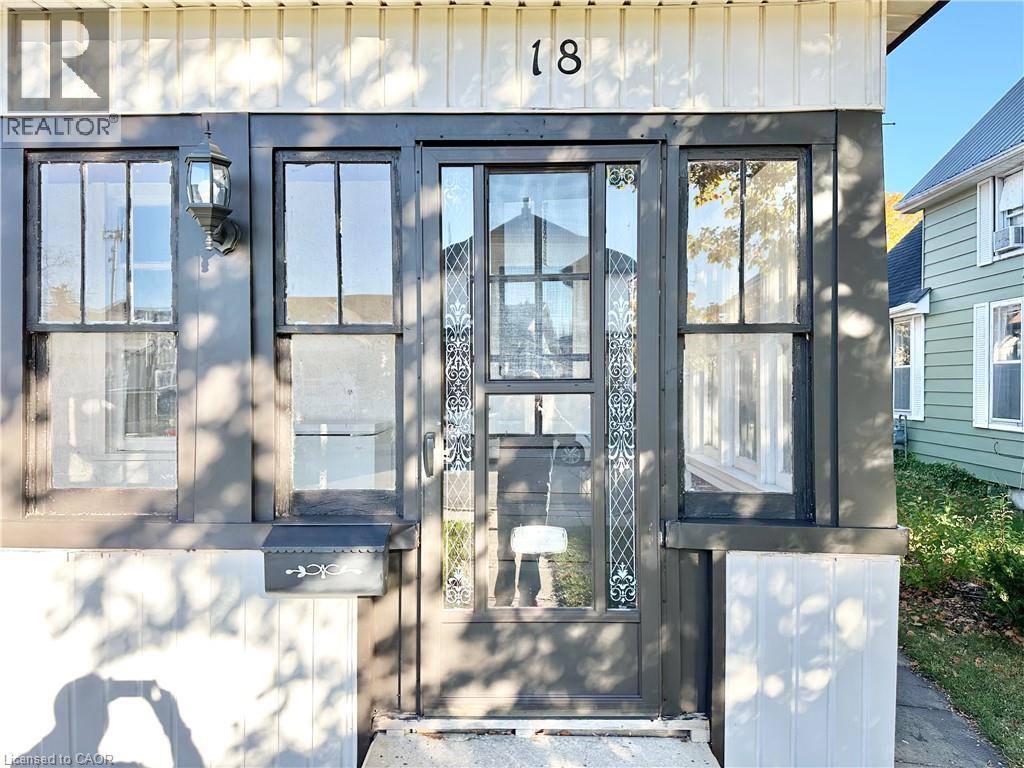 18 KING STREET - 21