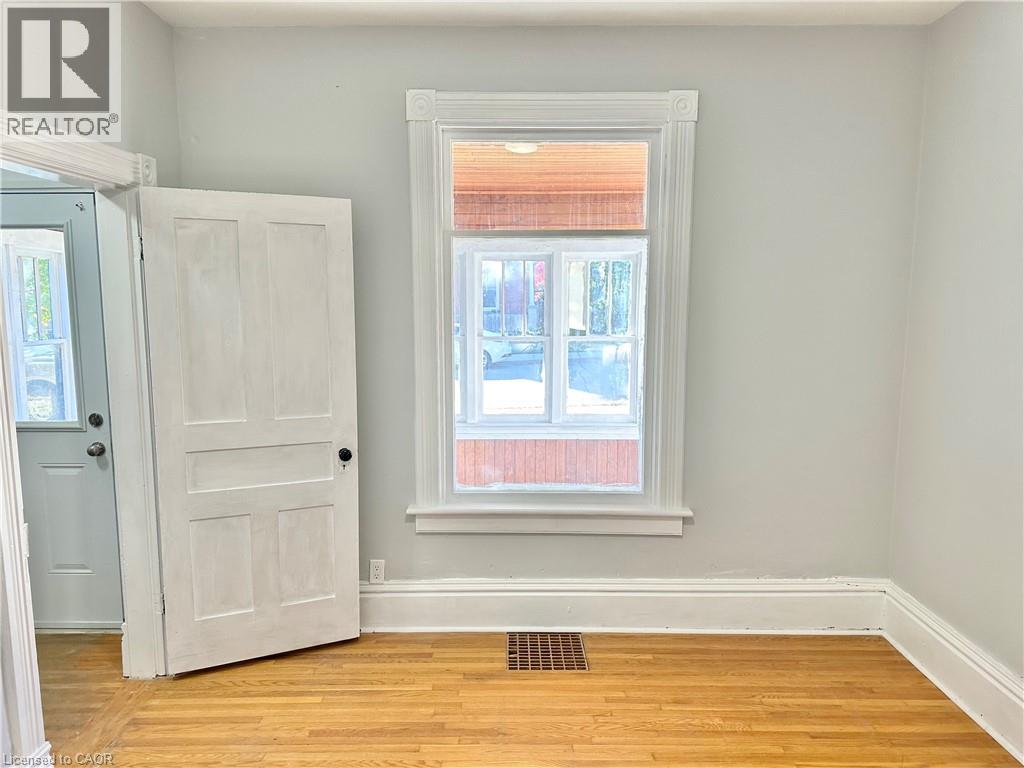 18 KING STREET - 27