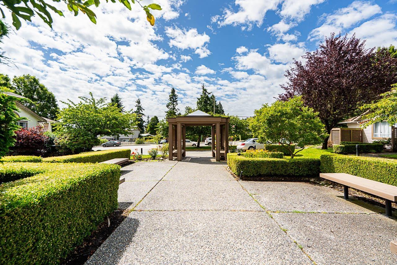 212 15991 THRIFT AVENUE, White Rock