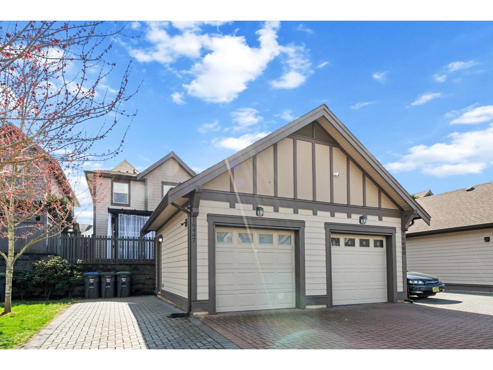 16447 24 AVENUE, Surrey