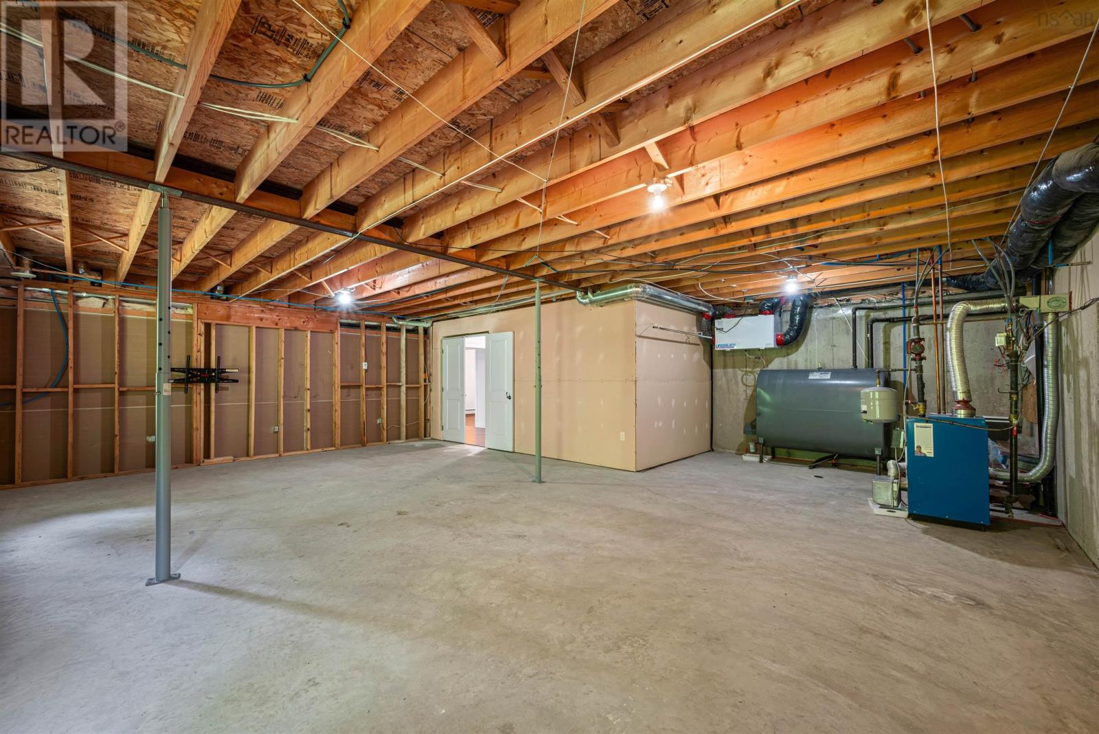 Property 32 of 40 of 139 Carnoustie Drive