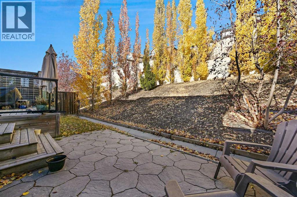 Single Family House for Sale in  Springbluff Boulevard SW Springbank Hill Calgary 