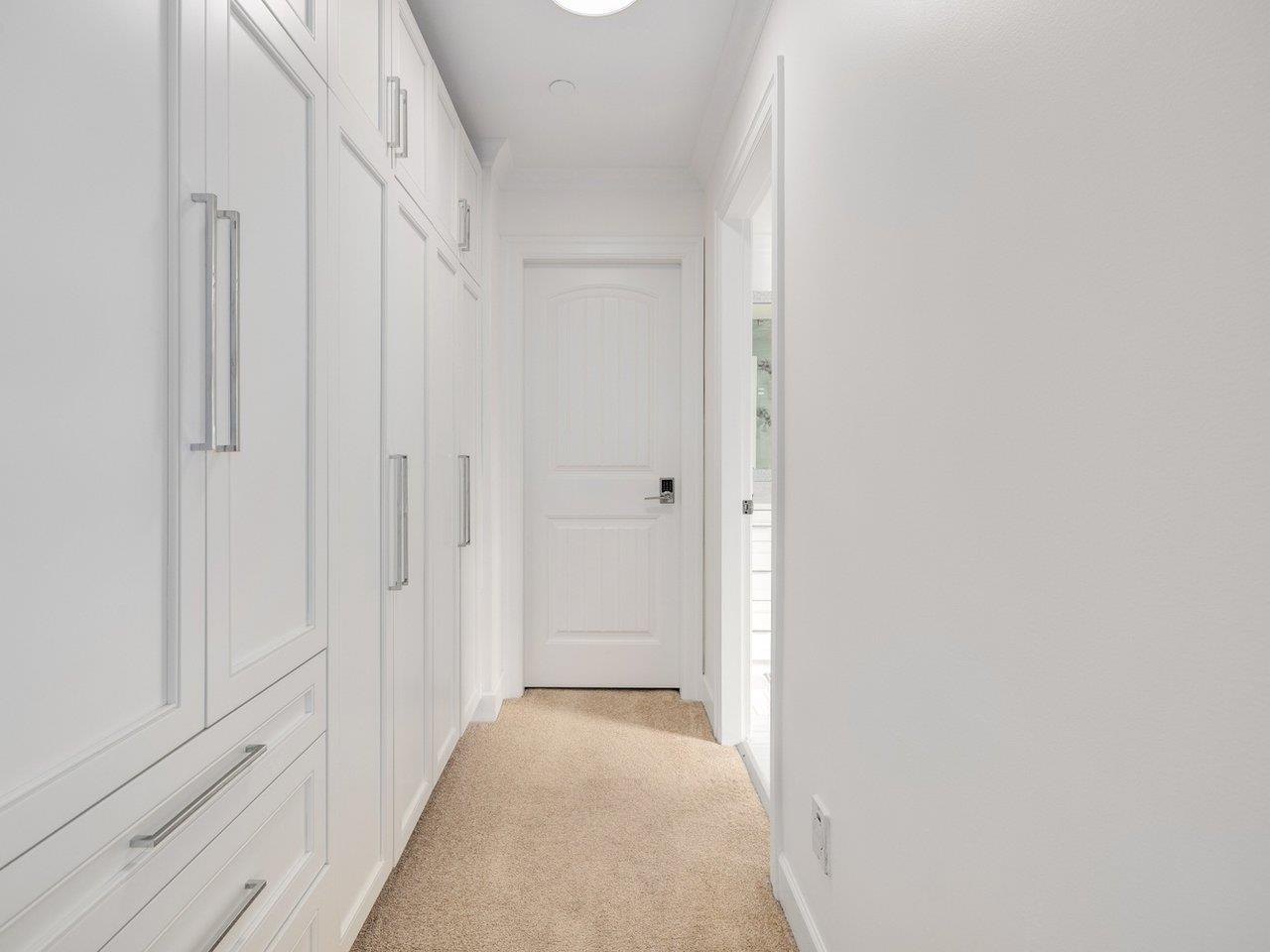 15354 ROYAL AVENUE, White Rock