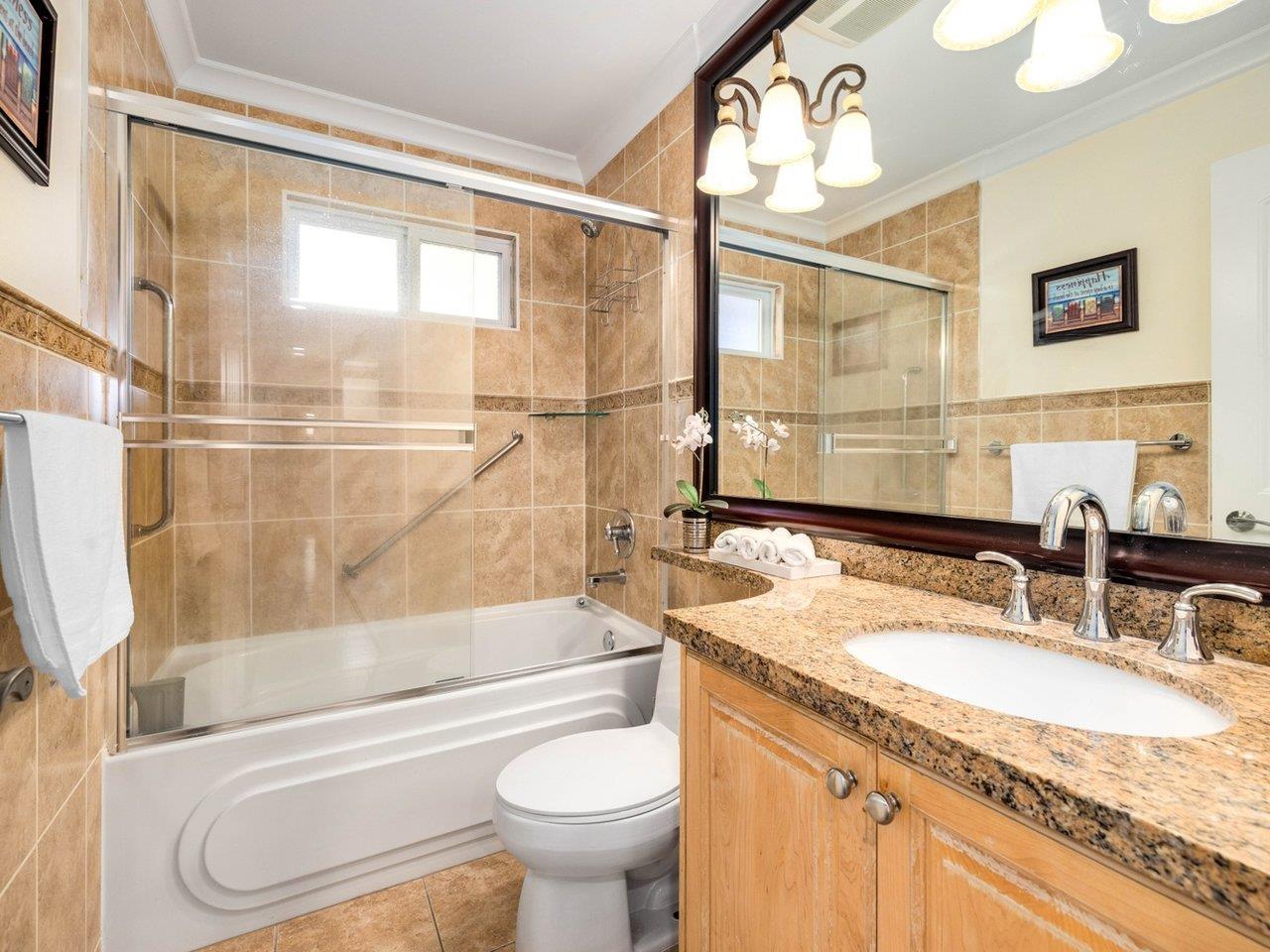 15354 ROYAL AVENUE, White Rock