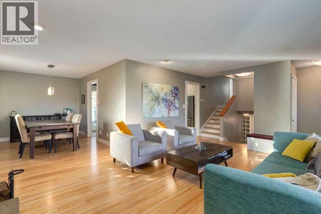 Single Family House 4 Level for Sale in  Lake Emerald Crescent SE Lake Bonavista Calgary 