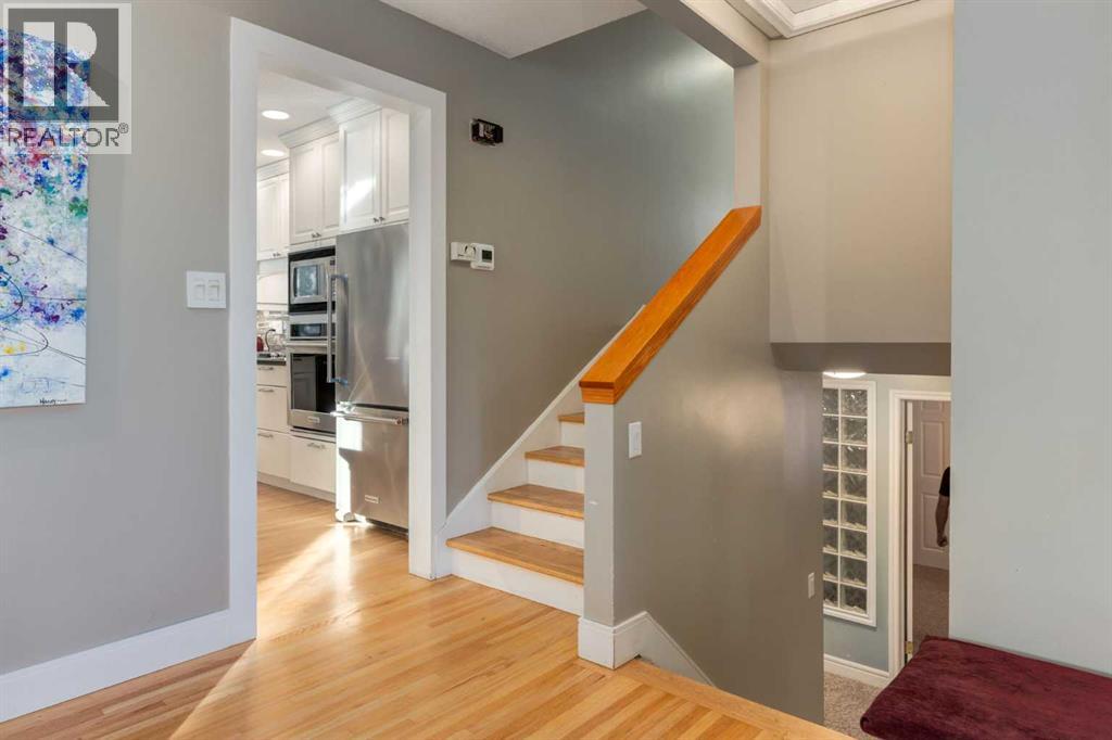 Single Family House 4 Level for Sale in  Lake Emerald Crescent SE Lake Bonavista Calgary 